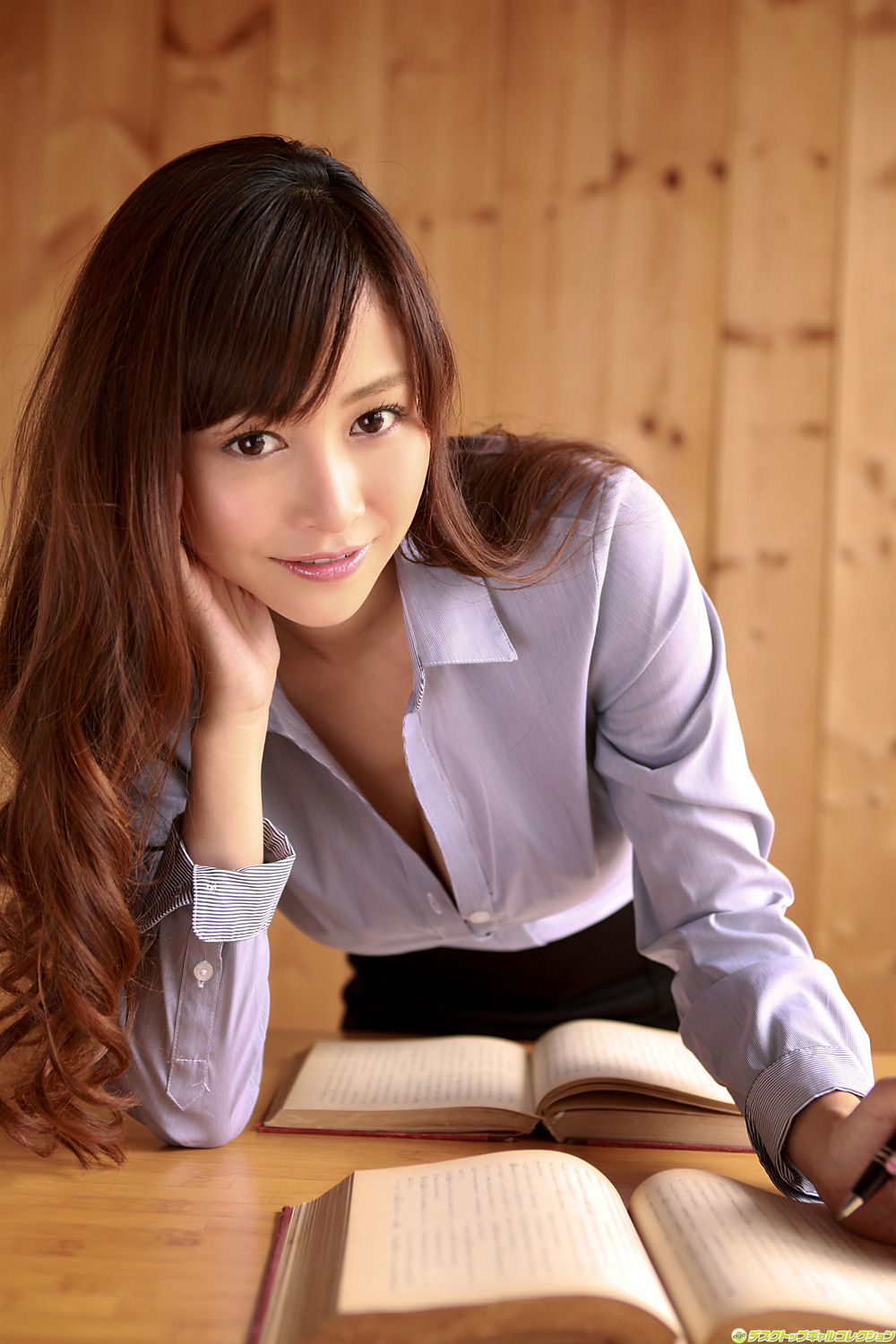 No.977 杉原杏璃 Anri Sugihara [DGC]2011年10月號